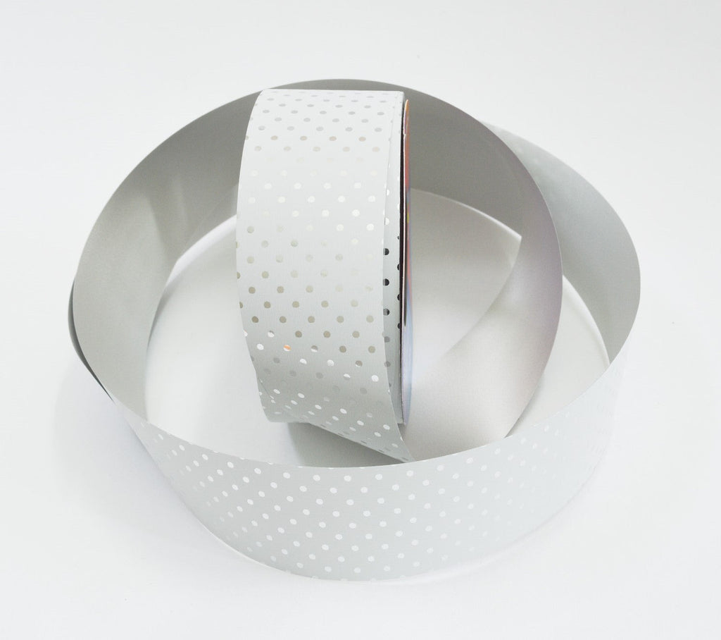WHITE ELEGANCE METALLIC RIBBON
