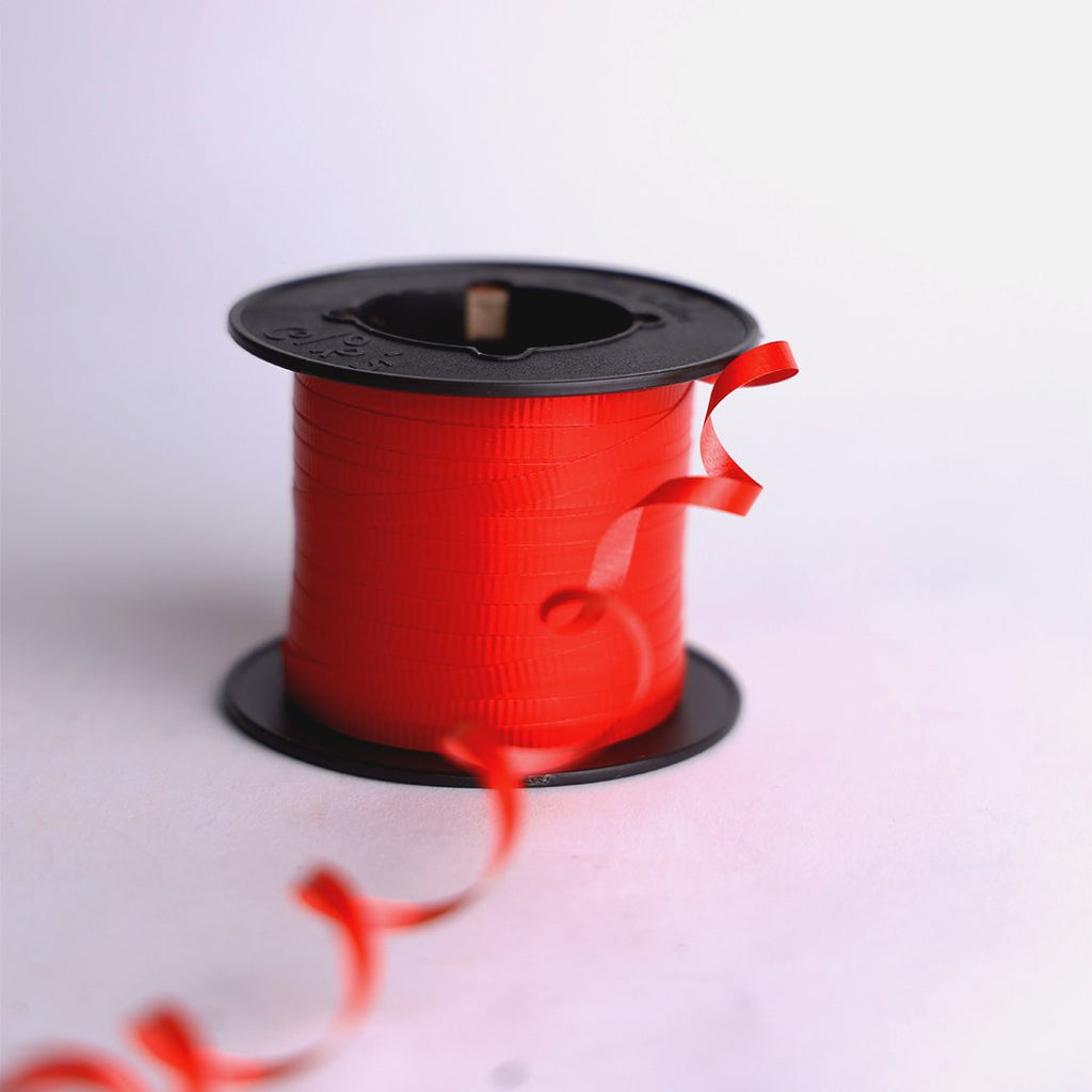RED PLAIN CURLING