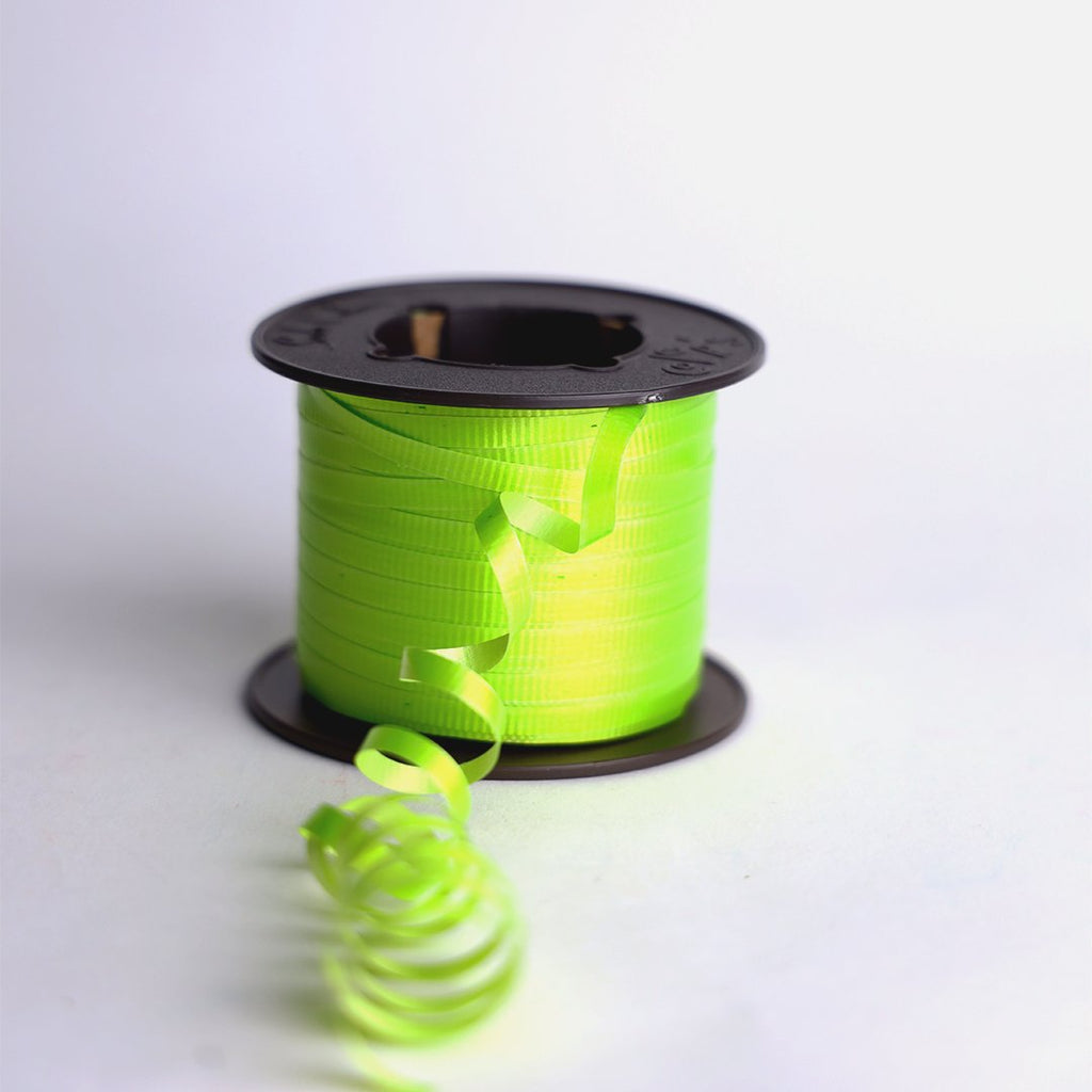 APPLE GREEN PLAIN CURLING