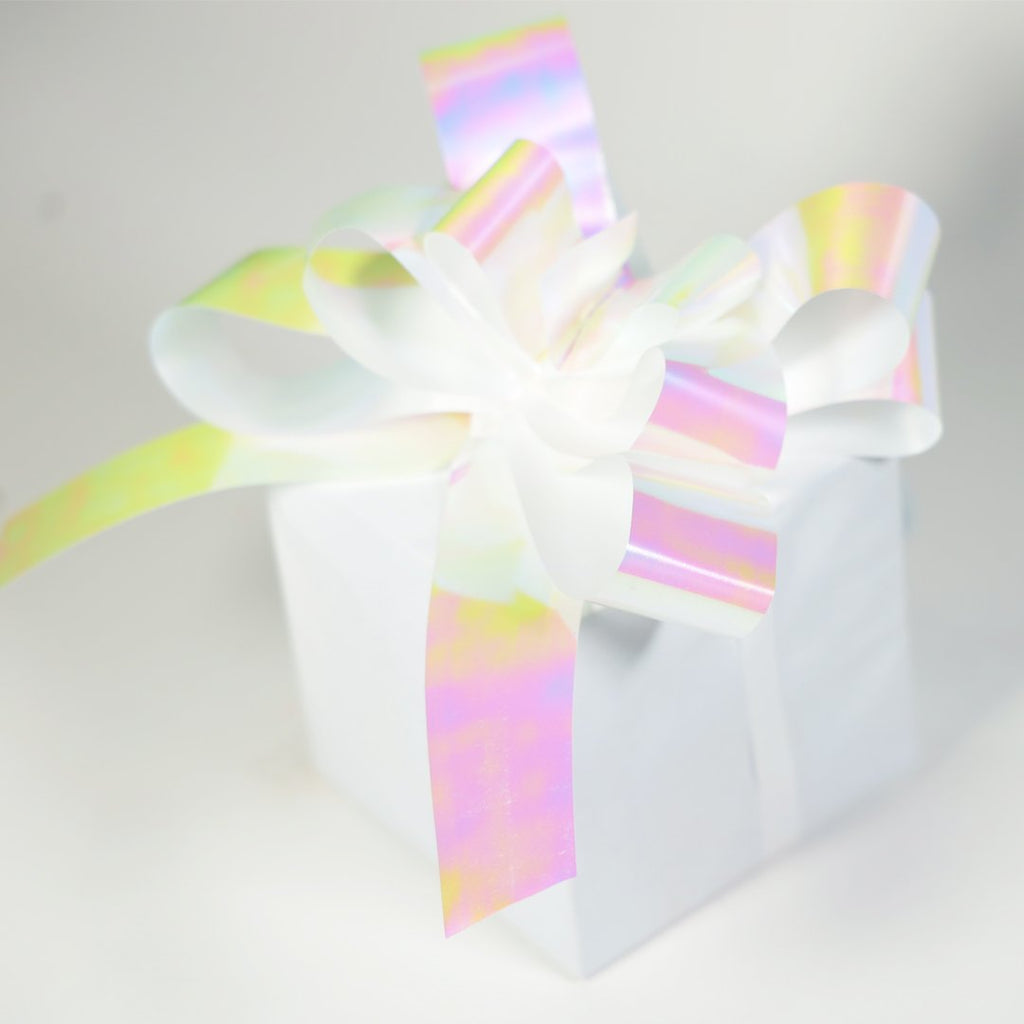 WHITE PEARLESCENT BUTTERFLY PULL BOW
