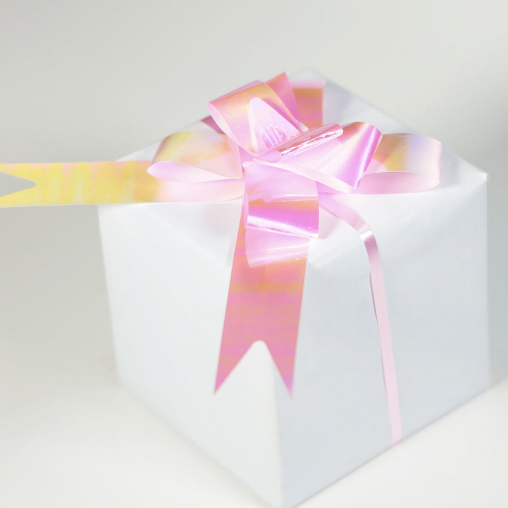 LIGHT PINK PEARLESCENT BUTTERFLY PULL BOW